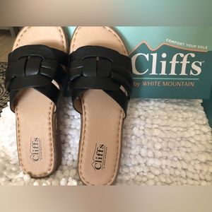 NEW Black Squarely Sandal Size 7.5